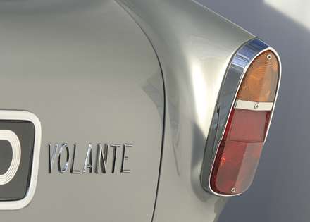 نماي چراغ عقب  اتومبيل استون مارتين SWB-1966 DB6-Volante-