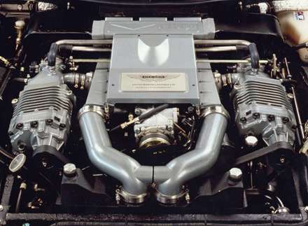 نماي سيستم موتور اتومبيل استون مارتين- Vantage -1992 V8-
