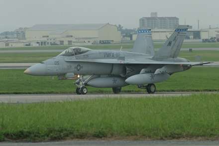 هواپیمای جنگنده F-18A Hornet