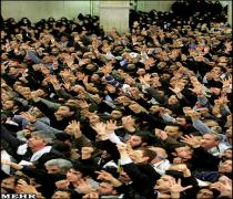 Ayetullah Hamenei: Azerbaycan Halkı Düşmanın İran'ı Parçalama Oyununu Bozdu