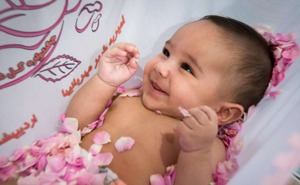 آیین سنتی گل غلتان آیین سنتی گل غلتان