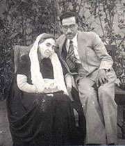 سيد محمود حسابي و مادرش