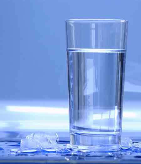 تاثیر نوشیدن آب بر سلامتی بدن 1