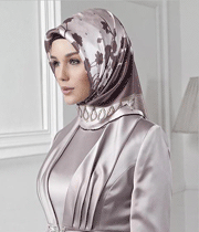 حجاب والی خاتون