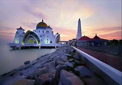 مسجد ساحلی 