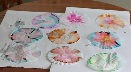 کاردستی پروانه های رنگی با یک آزمایش علمی کودکانه