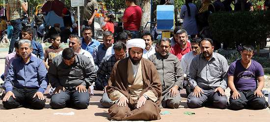 تبلیغ در پارک