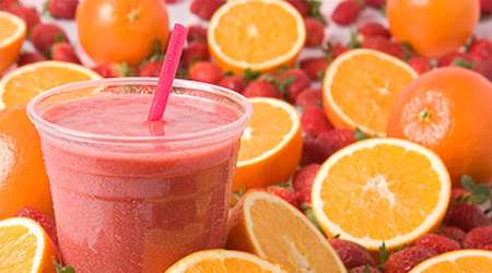 آب پرتقال و توت فرنگی