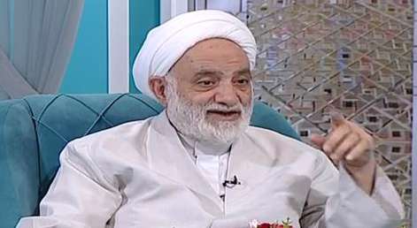پیام قرآن خواندن سر امام حسین علیه السلام پیام قرآن خواندن سر امام حسین علیه السلام