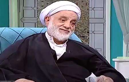 سفره های اطعام اهل بیت علیهم السلام را دست کم نگیریم ! سفره های اطعام اهل بیت علیهم السلام را دست کم نگیریم !